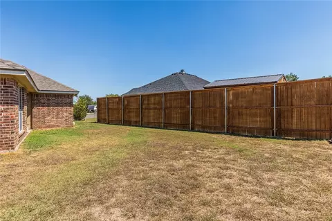 4404 Lacey Cir, Waco, TX 76708 photo 13