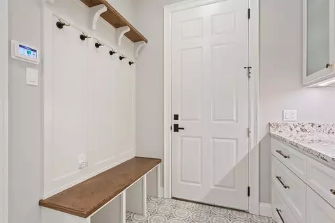 Entry Way - 2011 Pebble Brook Cir, Mcgregor, TX 76657 photo 3 of 3