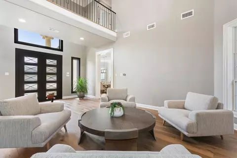 Entry Way - 2011 Pebble Brook Cir, Mcgregor, TX 76657 photo 1 of 3