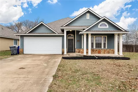 10140 Bunting Dr, Waco, TX 76708