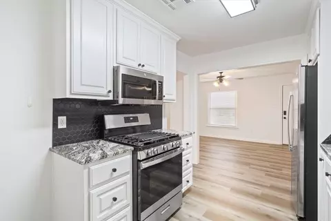 2212 N 41st St, Waco, TX 76708 photo 12