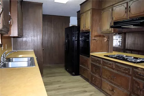 2859 Old Lorena Rd, Lorena, TX 76655 photo 4
