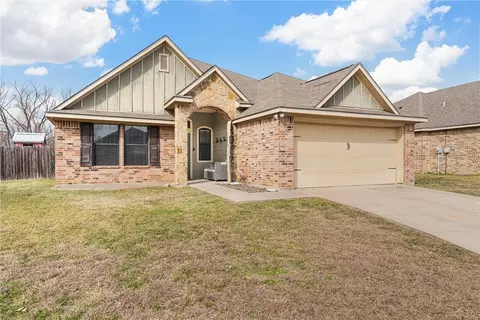 3057 Andalusian Ln, Waco, TX 76706