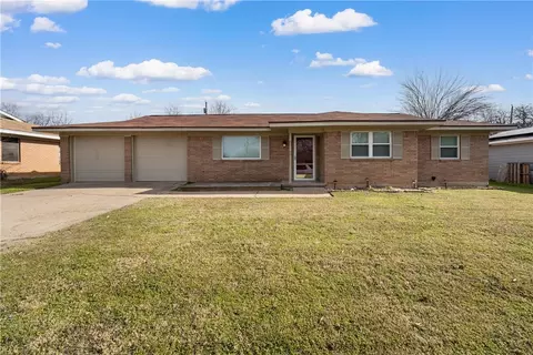 705 N Scarlett Ln, Waco, TX 76705