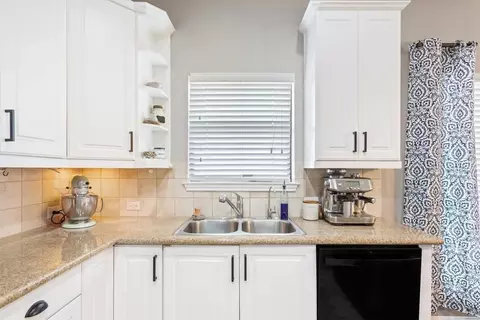 10329 Condor Loop, Waco, TX 76708 photo 8