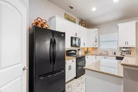 10329 Condor Loop, Waco, TX 76708 photo 7
