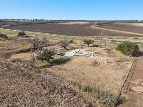 2915 Levi Pkwy, Lorena, TX 76655