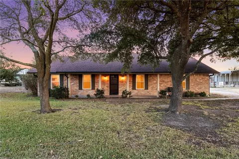 1706 Sunset Rd, Robinson, TX 76706
