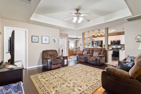 10105 Colony Dr, Waco, TX 76708 photo 5