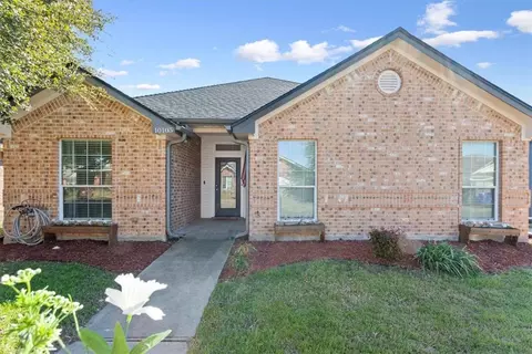 10105 Colony Dr, Waco, TX 76708