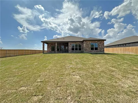 135 Lasso Loop, Lorena, TX 76655 photo 31
