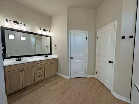 135 Lasso Loop, Lorena, TX 76655 photo 25