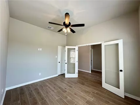 135 Lasso Loop, Lorena, TX 76655 photo 6
