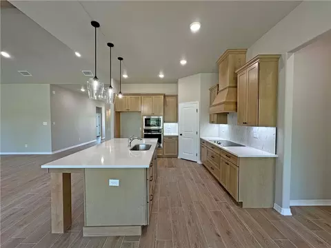 135 Lasso Loop, Lorena, TX 76655 photo 18