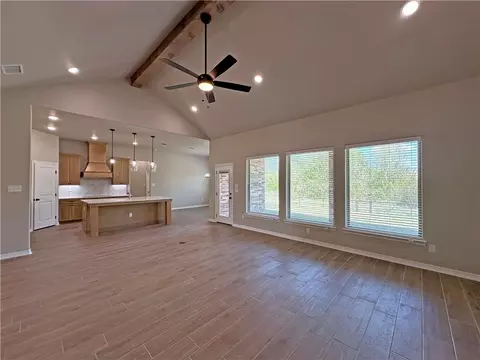 135 Lasso Loop, Lorena, TX 76655 photo 10