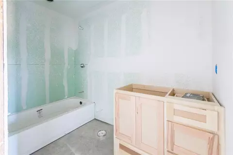 1111 E Navarro Ave, Mart, TX 76664 photo 11