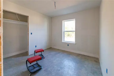 1111 E Navarro Ave, Mart, TX 76664 photo 12