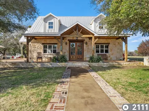 2111 Fort Graham Rd, Waco, TX 76705