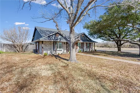 11 Wisteria St, Waco, TX 76708 photo 2