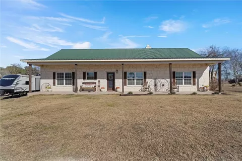 109 Brown Dr, Eddy, TX 76524