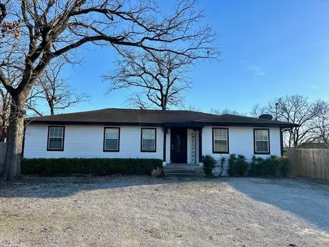 206 E Tyler St, Mexia, TX 76667