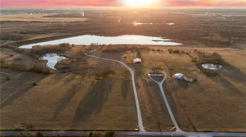 717 Oak Knoll Ln, Elm Mott, TX 76640