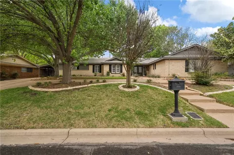 5301 Chaparral Dr, Waco, TX 76710