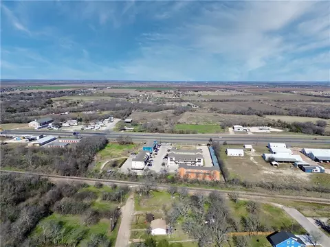 100 Rogers St, Mcgregor, TX 76657 photo 11