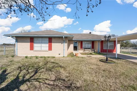 704 Old Belton Rd, Marlin, TX 76661
