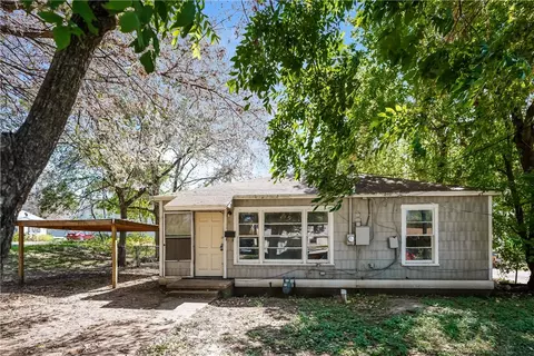 817 E Mitchell St, Waco, TX 76704