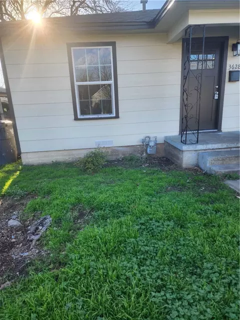 3628 N 24th St, Waco, TX 76708 photo 2