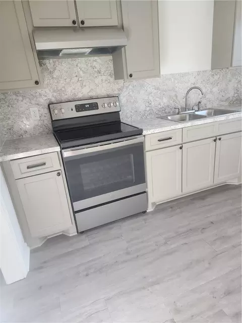 3628 N 24th St, Waco, TX 76708 photo 9