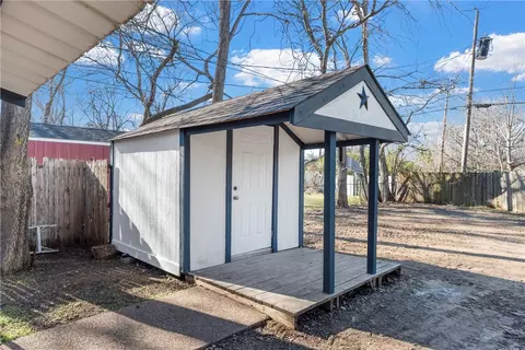 1905 Live Oak Ave, Waco, TX 76708 photo 22