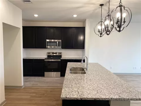 4228 Centerfire Rd, Waco, TX 76705 photo 3