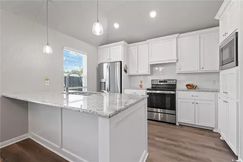 Kitchen - 414 Travis Dr, Mcgregor, TX 76657 photo 1 of 1