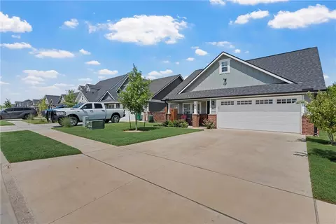Other - 414 Travis Dr, Mcgregor, TX 76657 photo 1 of 10