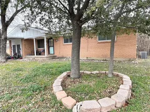 719 N 59th St, Waco, TX 76710
