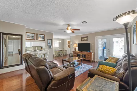 6319 May Dr, Waco, TX 76710 photo 10
