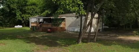 229 N 2nd St, Walnut Springs, TX 76690