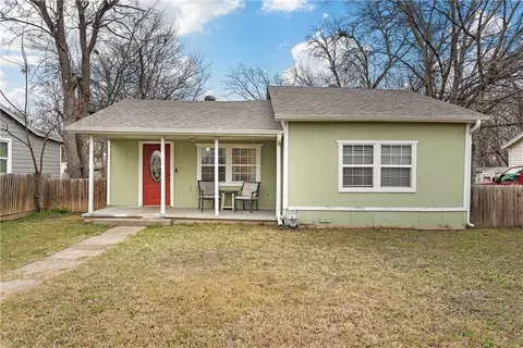 3613 N 21st St, Waco, TX 76708