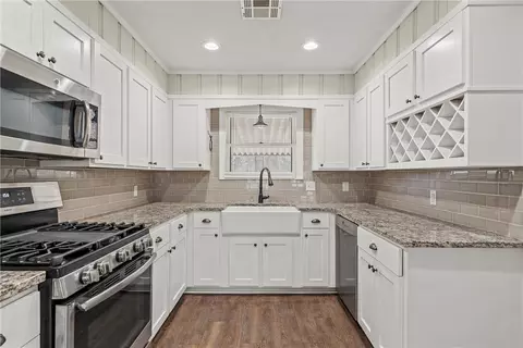 2100 Gregory Ln, Waco, TX 76708 photo 9