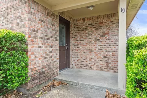 Exterior - 19 Oleander St, Waco, TX 76708 photo 3 of 7