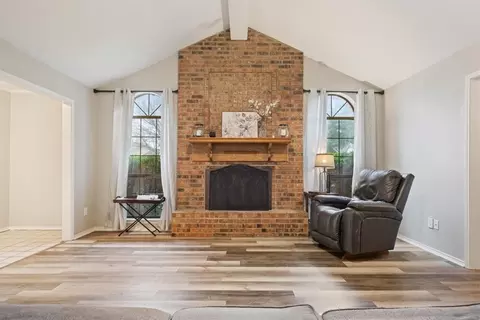 Living - 19 Oleander St, Waco, TX 76708 photo 2 of 3