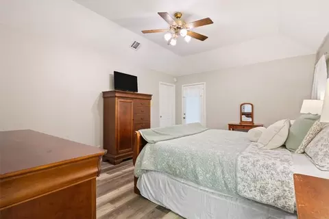 Bedroom - 19 Oleander St, Waco, TX 76708 photo 2 of 3