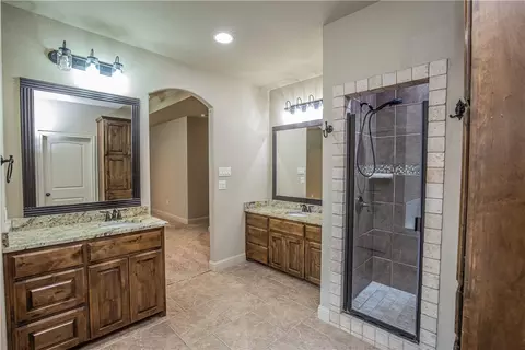 36 N Shore Cir, Waco, TX 76708 photo 11