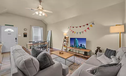2012 S 8th St, Waco, TX 76706 photo 6