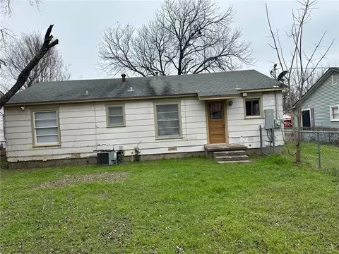 3917 N 24th St, Waco, TX 76708 photo 12