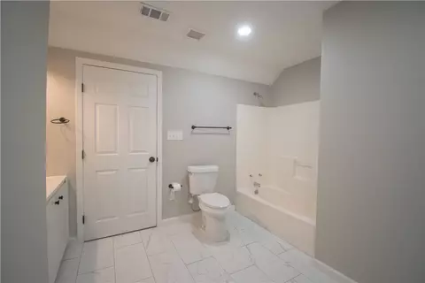 Bath - 507 E Pine St, West, TX 76691 photo 1 of 2