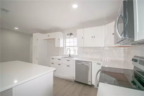 Kitchen - 507 E Pine St, West, TX 76691 photo 3 of 3