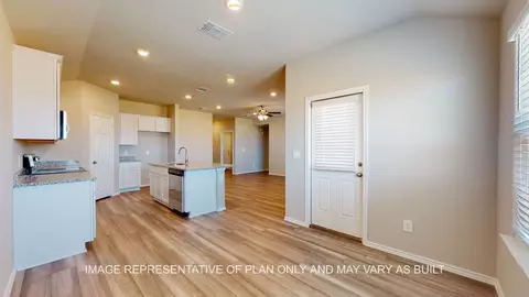 4017 Vulcan Trl, Lorena, TX 76655 photo 6